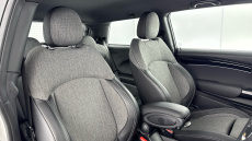 MINI Hatchback 135kW Cooper S Level 2 33kWh 3dr Auto Electric Hatchback